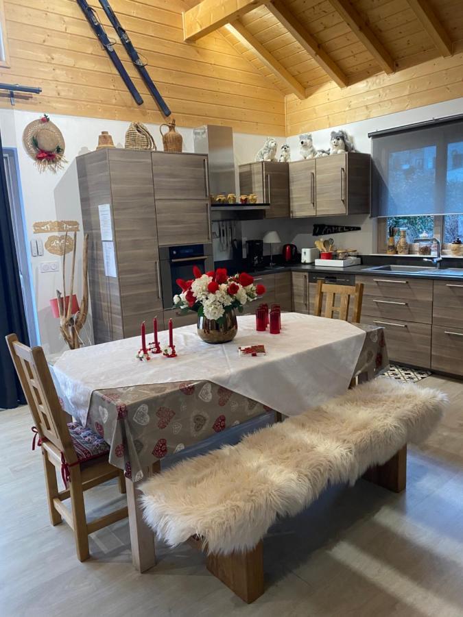 Chalet A La Campagne Coise-Saint-Jean-Pied-Gauthier Exterior photo